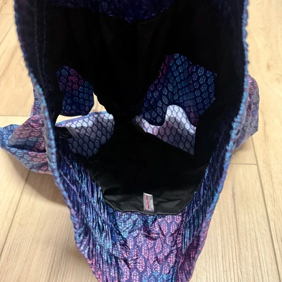 Free People Movement| EUC Women's Size Medium Blue, Pink & Purple Printed Shorts - Picture 5 of 5